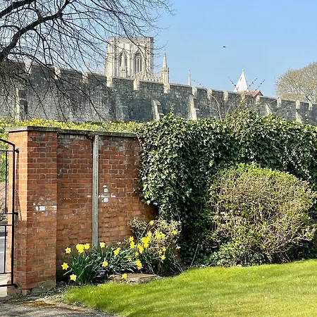 Florence - Free Parking Appartamento York